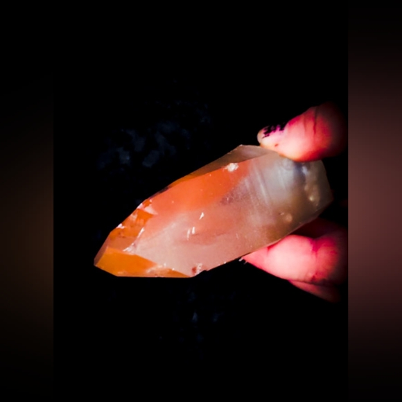 Yellow Lemurian Point - X-Large - High Quality Crystal - Pagan Wicca Alter Tool - Picture 3 of 4